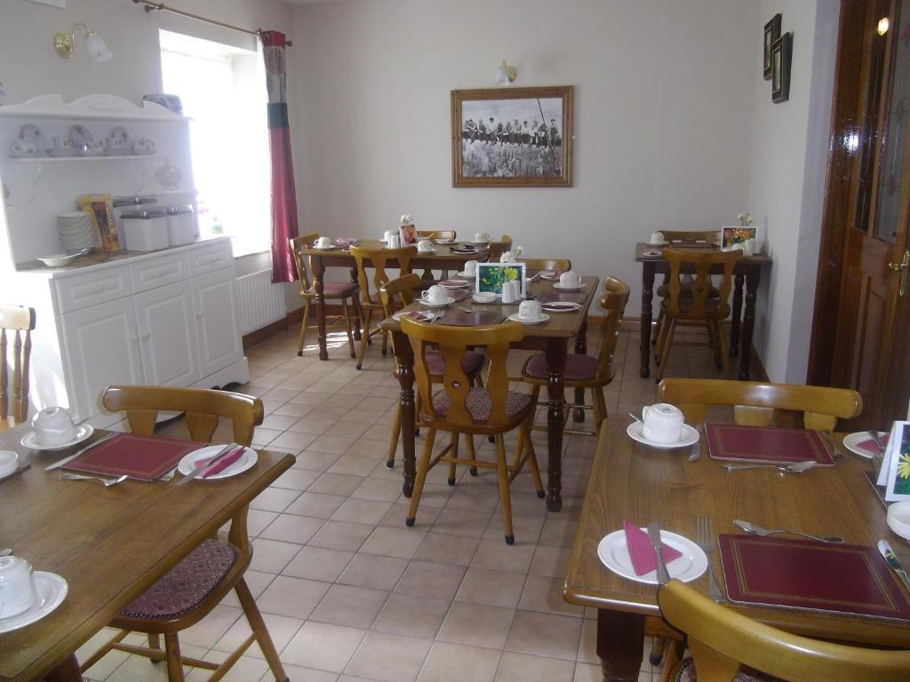 Quay West Ireland Bed and Breakfast Westport Esterno foto