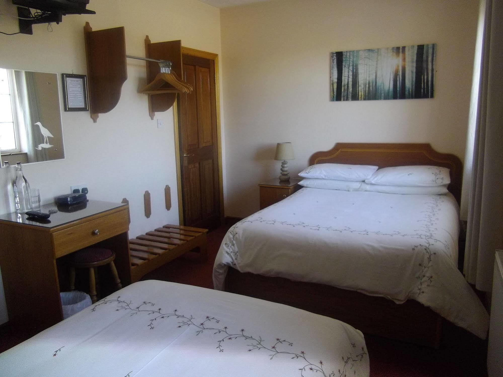 Quay West Ireland Bed and Breakfast Westport Esterno foto
