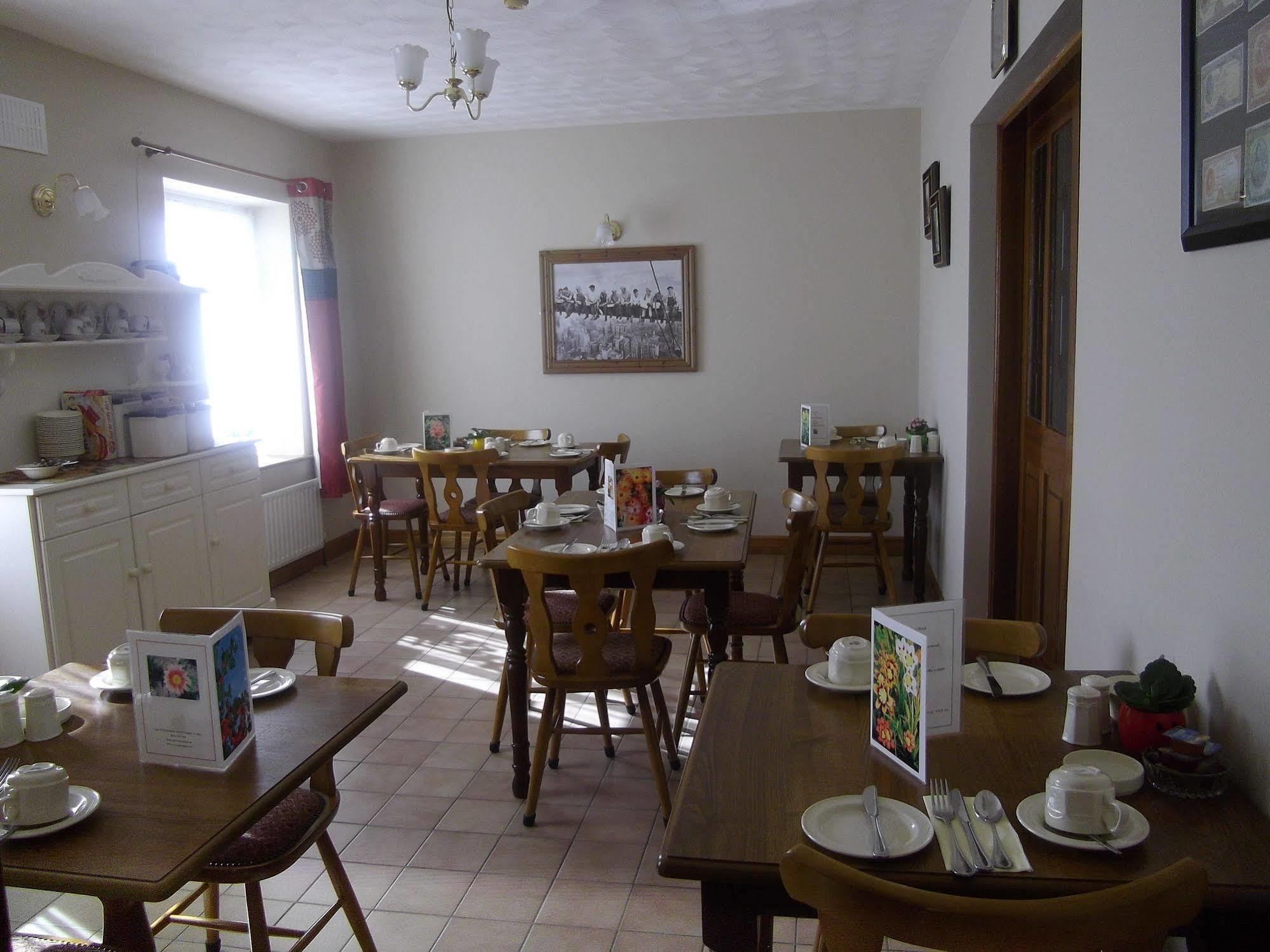 Quay West Ireland Bed and Breakfast Westport Esterno foto